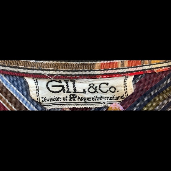 Gil & Co Lightweight Button-up Plaid Shirt - Picture 3 of 4